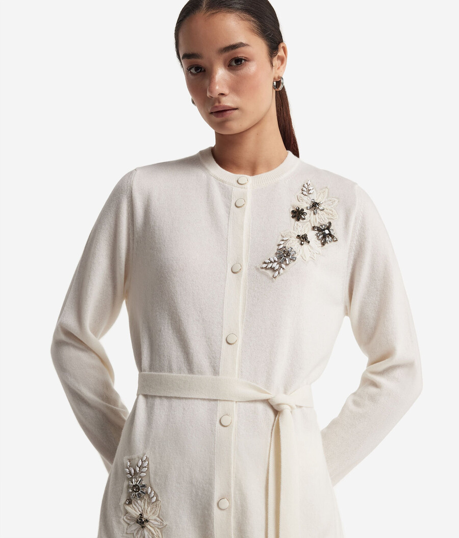kashmirkofta med blombroderi
