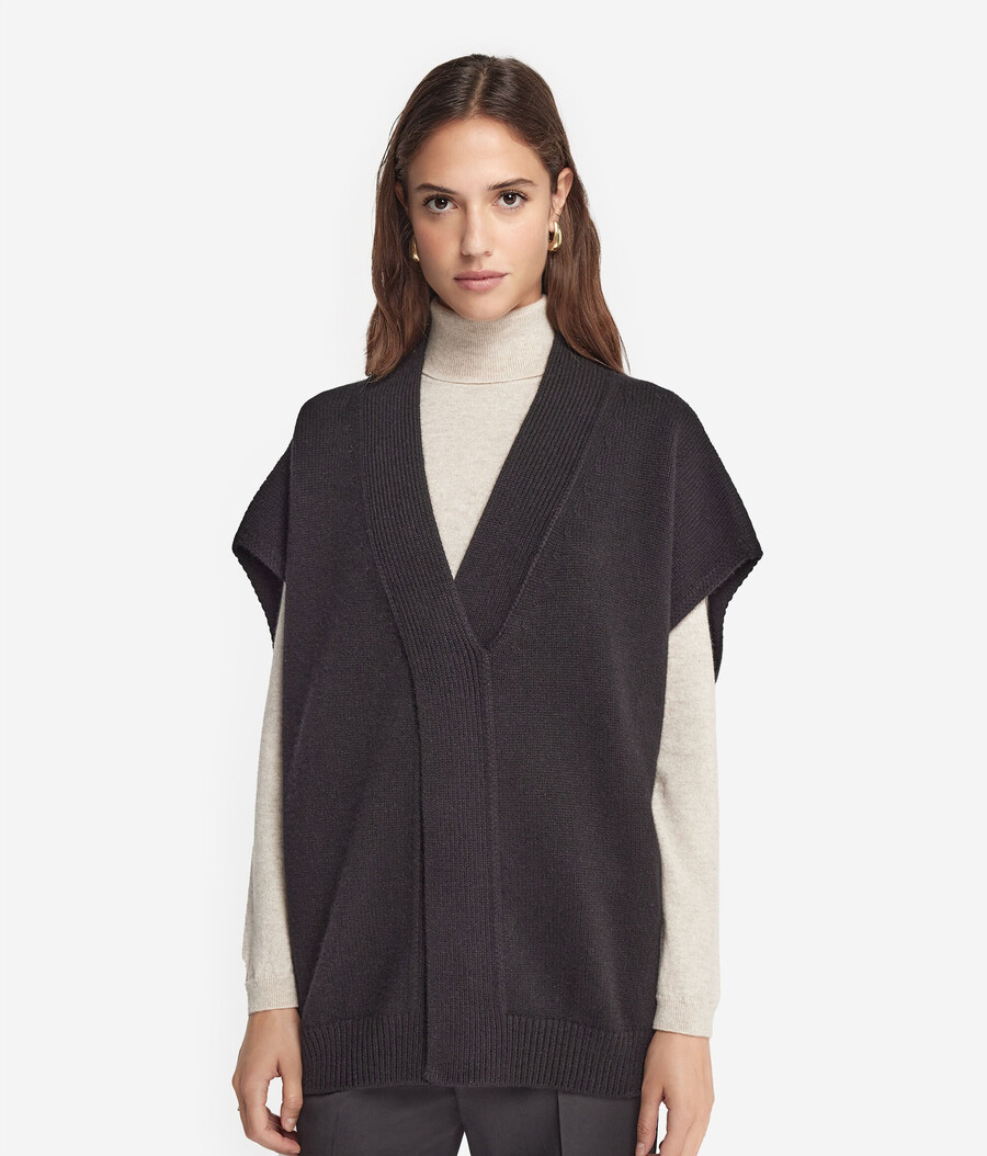 ultramjuk cashmere crossover cape