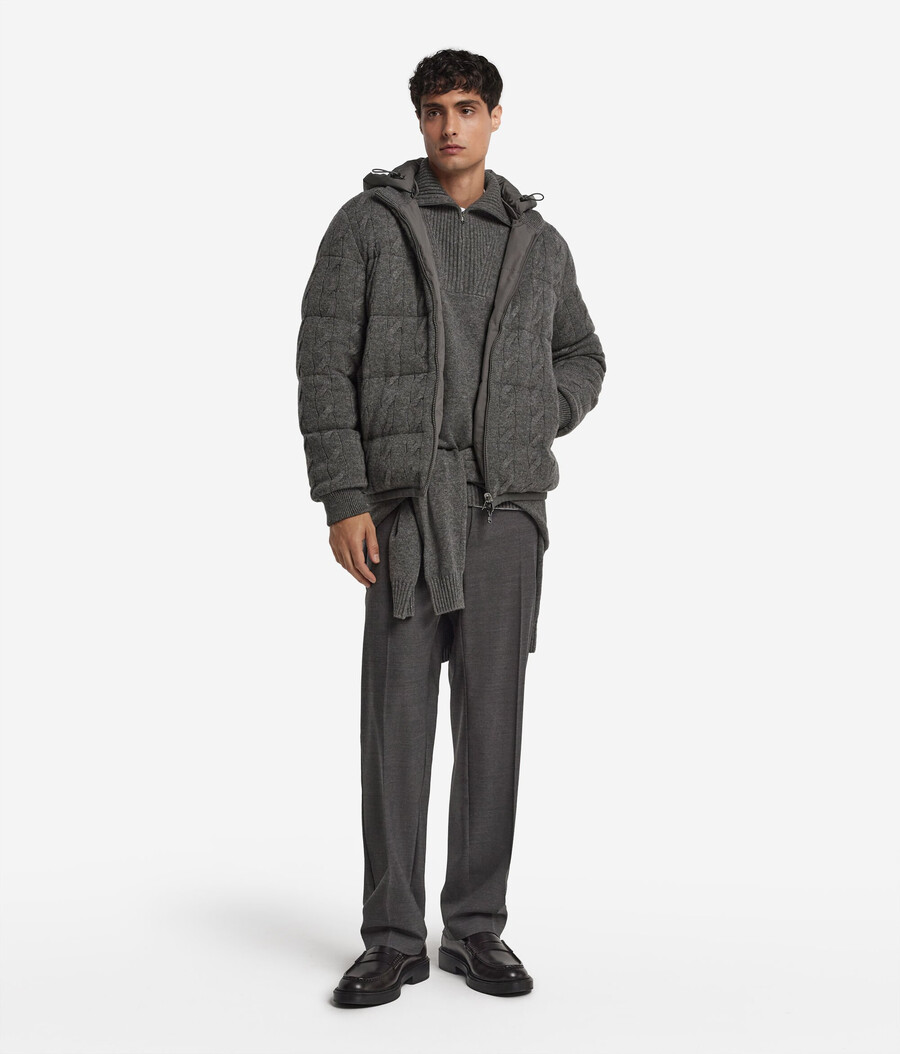 vändbar dunjacka med kabelsöm i kashmir