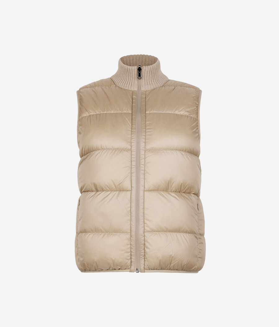 vändbar bouclé och nylon gilet