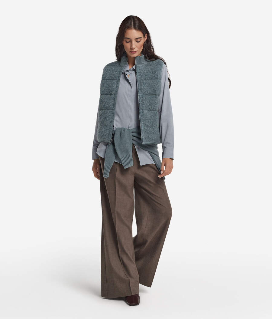 vändbar bouclé och nylon gilet