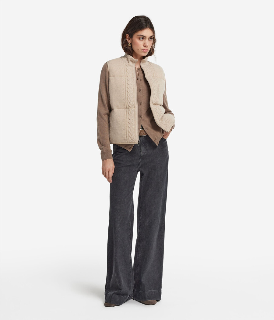 vändbar kabelstickad bouclé gilet