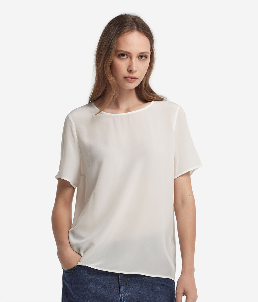 rundhalsad siden-t-shirt
