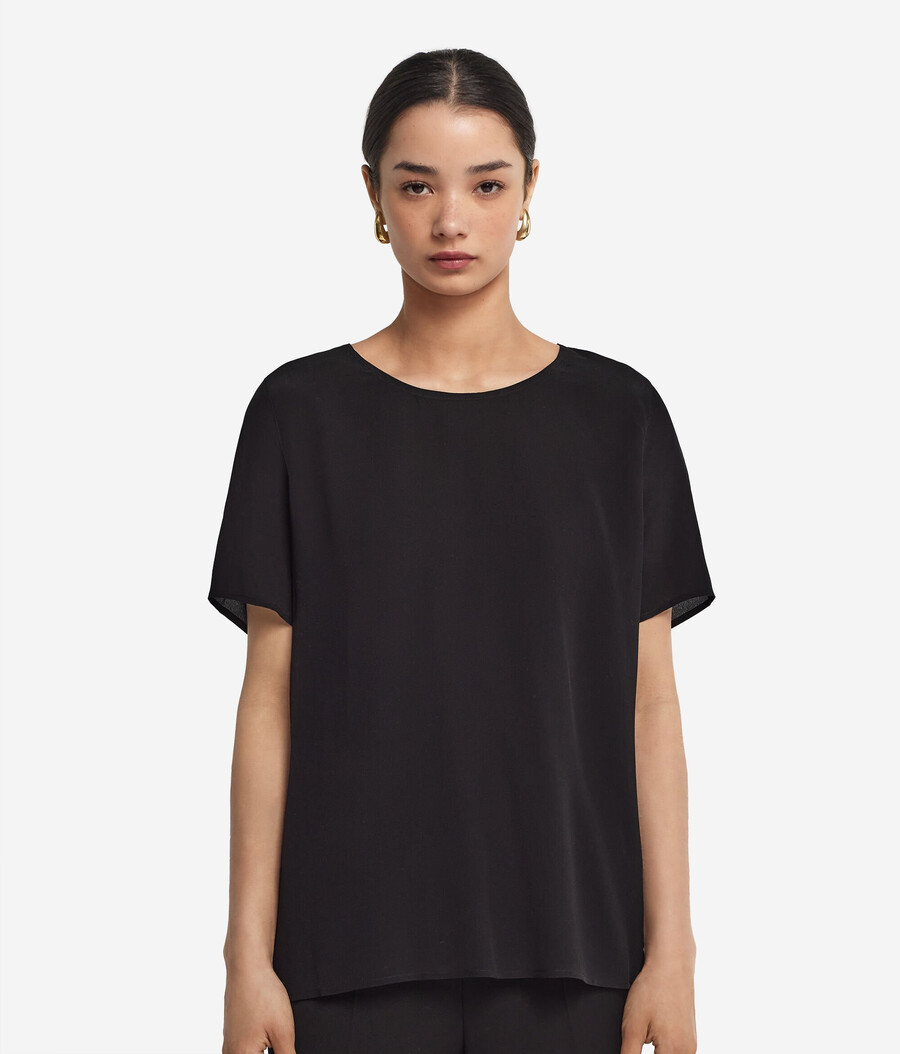 rundhalsad siden-t-shirt