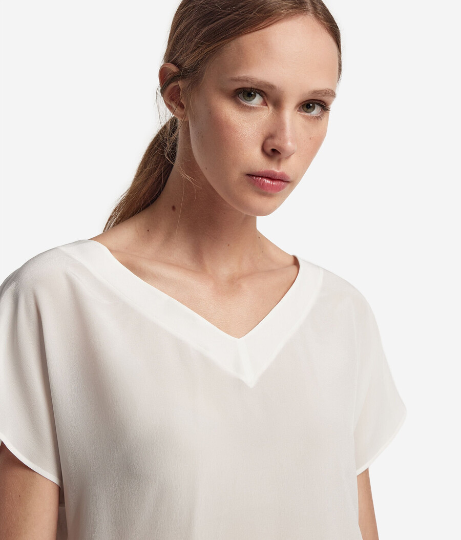 kimono-t-shirt med v-ringning i siden