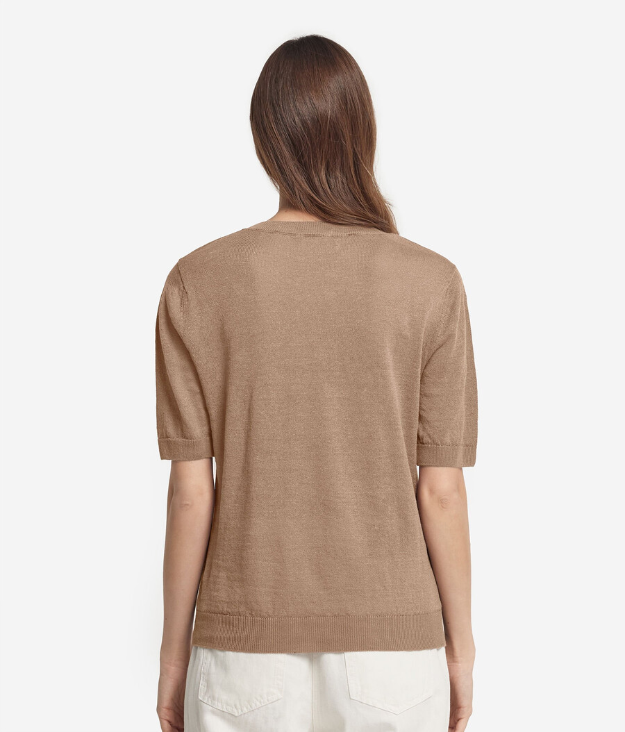 t-shirt med rund hals och bomullsringning