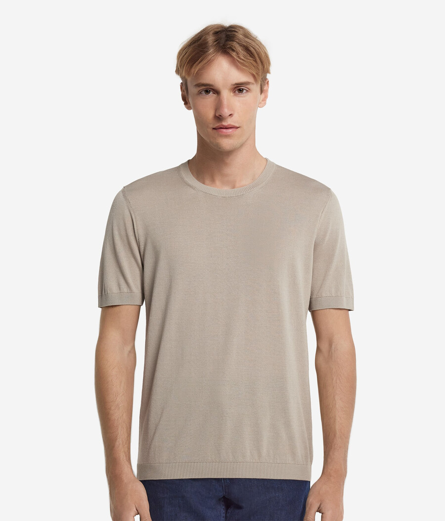kortärmad t-shirt i siden och bomull