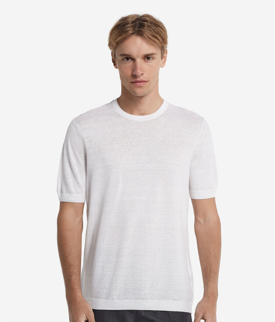 t-shirt i bomull och linne