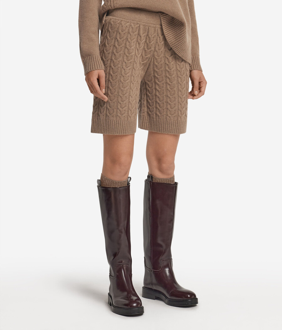 ultramjuka kashmirshorts med kabelstickning