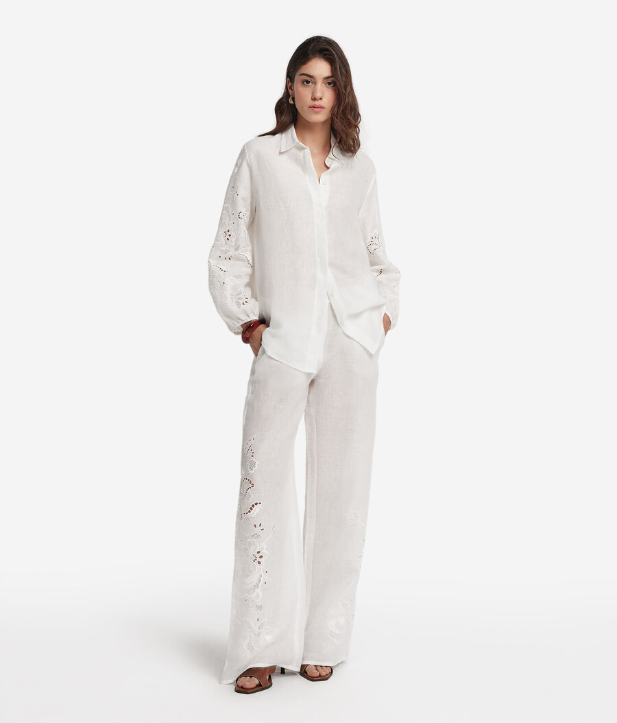 broderade linnebyxor