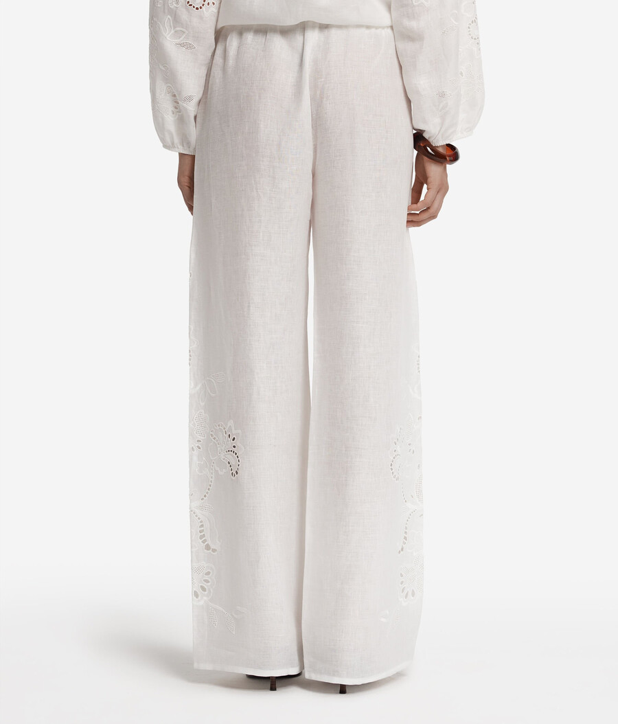 broderade linnebyxor